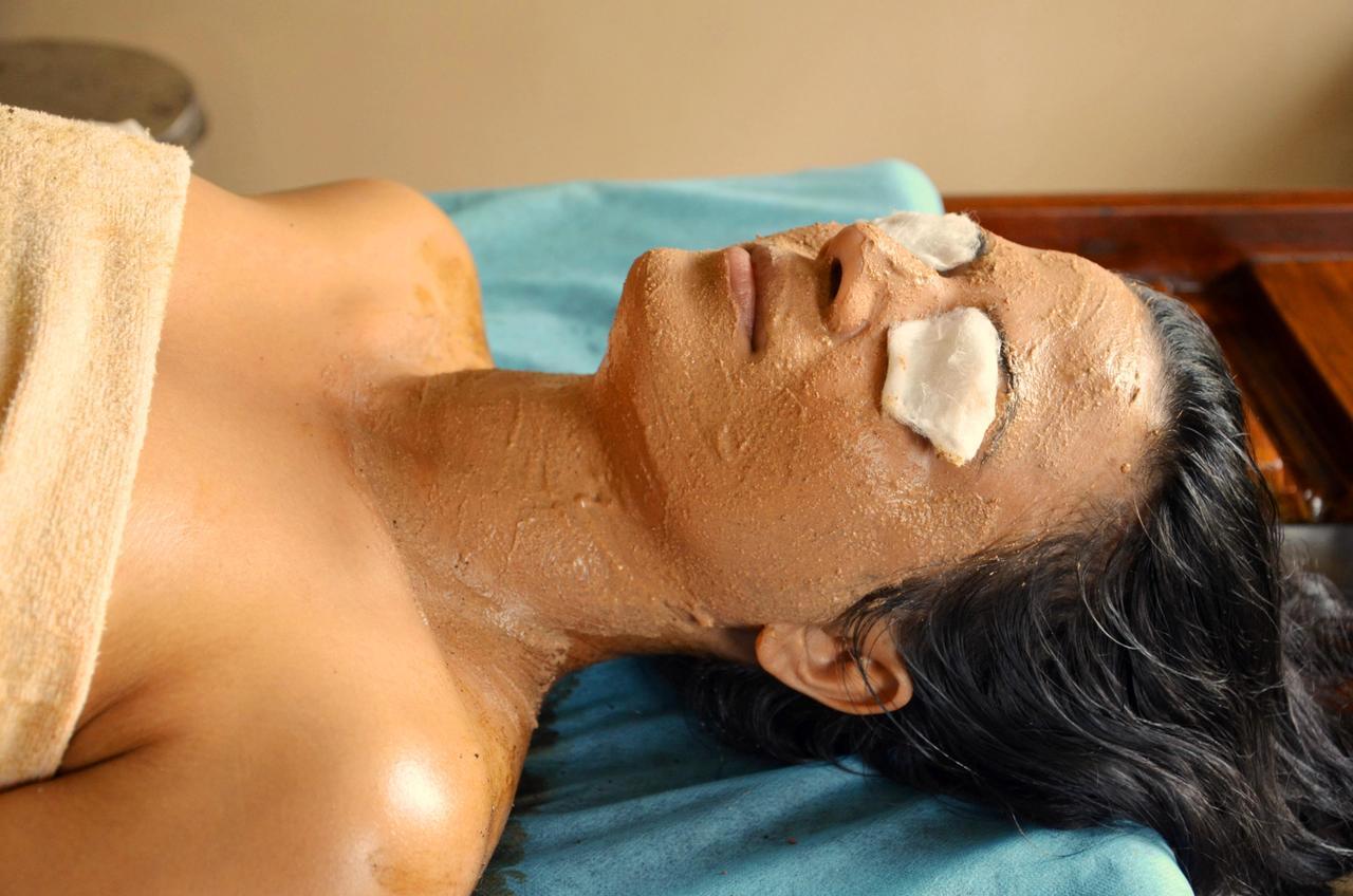 Ganga Vatika Ayurveda Bhavan Hotel Rishikesh Ngoại thất bức ảnh